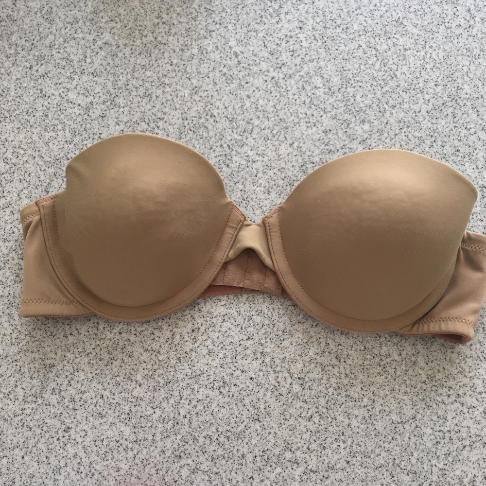Victoria’s Secret Strapless Nude Bra
